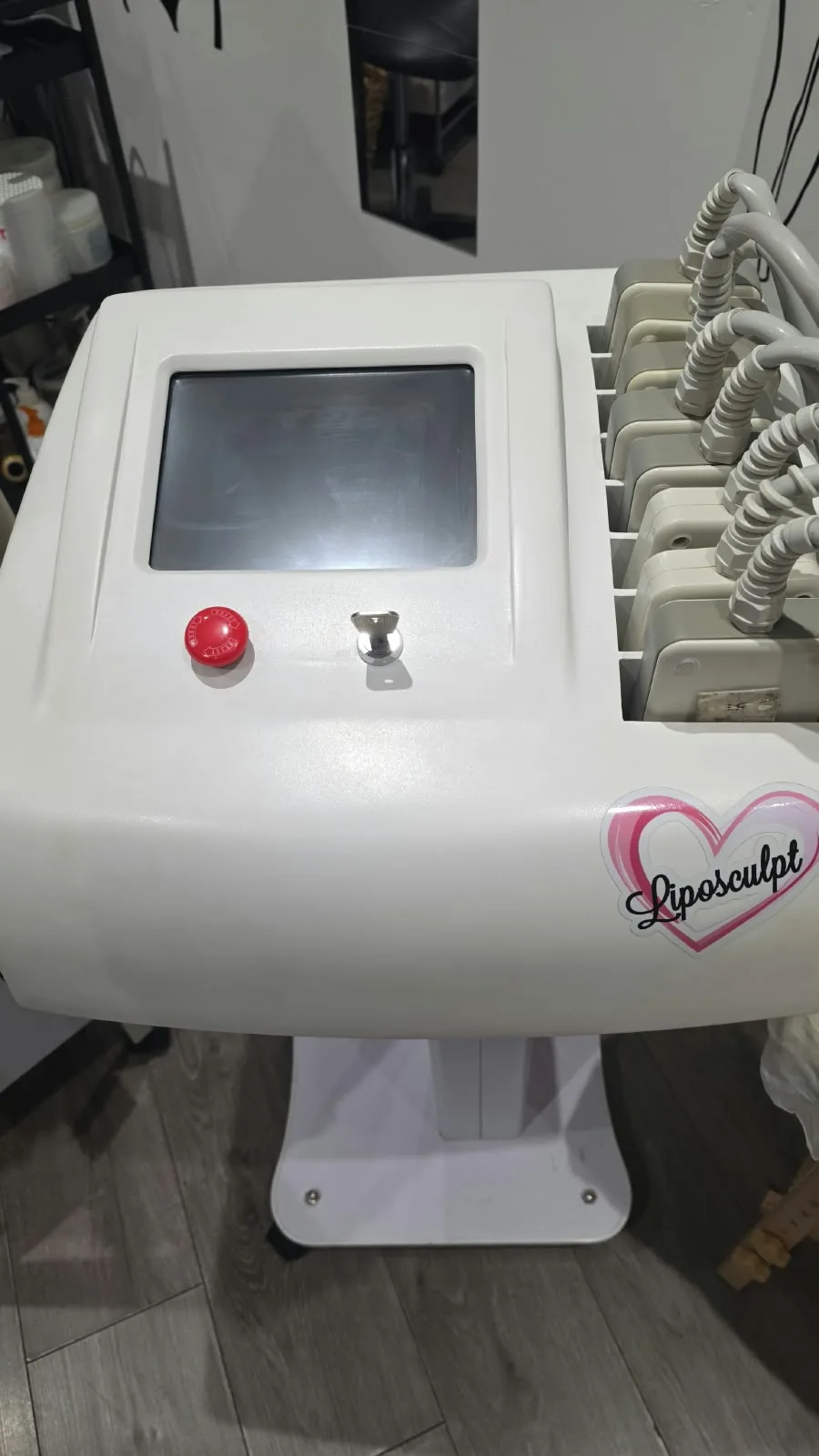 Body contouring unit with applicators